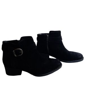 Born Ankle Buckle Detail Zipper Closure Distressed Suede Leather Boots Size 9